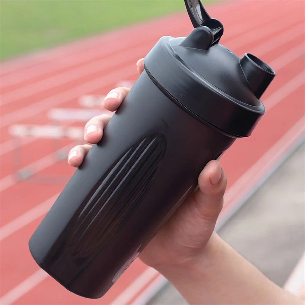 Core Shaker Bottle – 600ml Protein Mixer